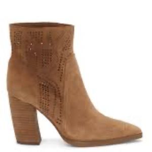Vince Camuto Women's Catheryna Fashion Boot